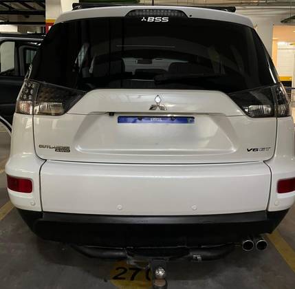 MITSUBISHI OUTLANDER 3.0 GT 4X4 V6 24V GASOLINA 4P AUTOMÁTICO